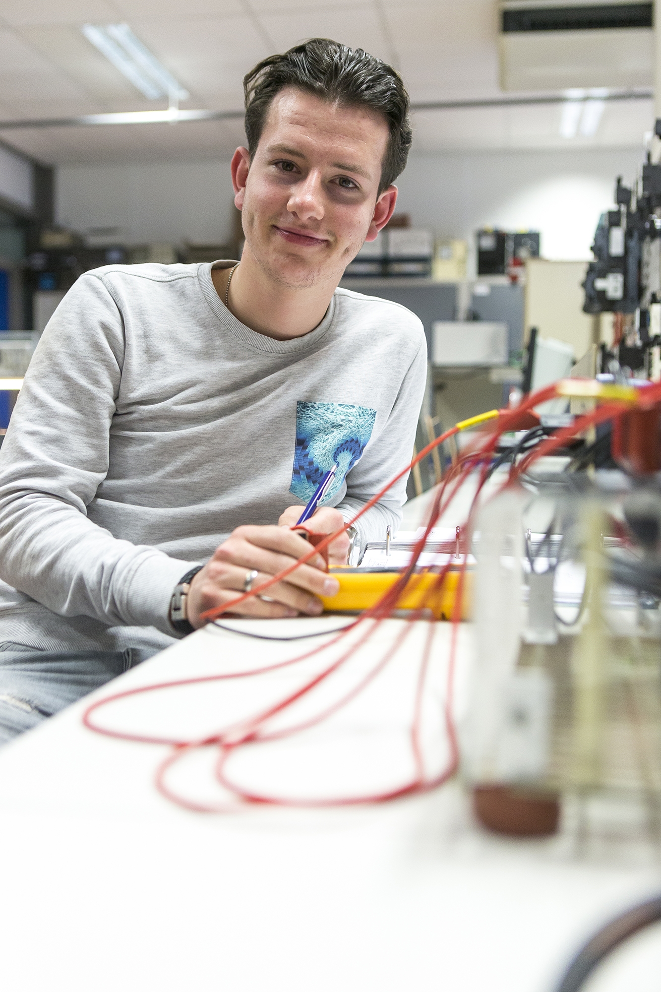 Eerste monteur elektrotechnische industriële installaties en systemen BOL