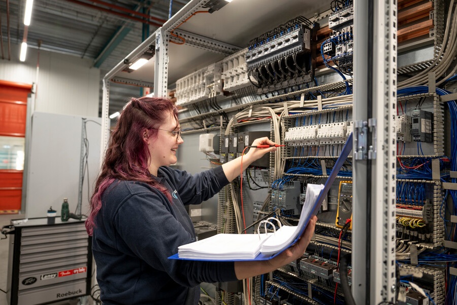 Technicus mechatronica elektrotechnische systemen bbl 4