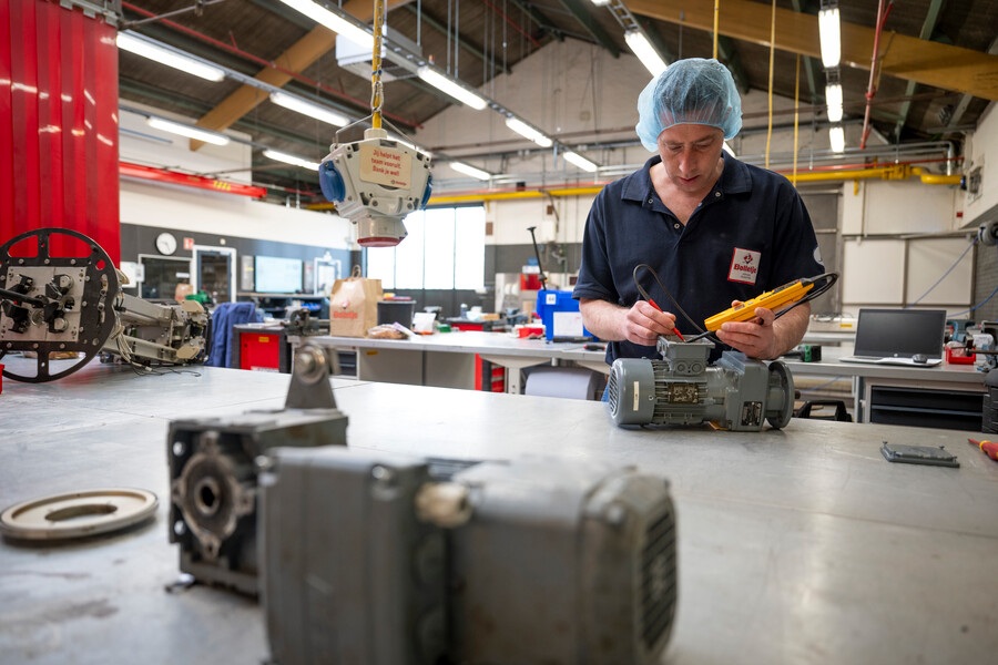 Technicus service en onderhoud elektrotechniek en instrumentatie bbl 1