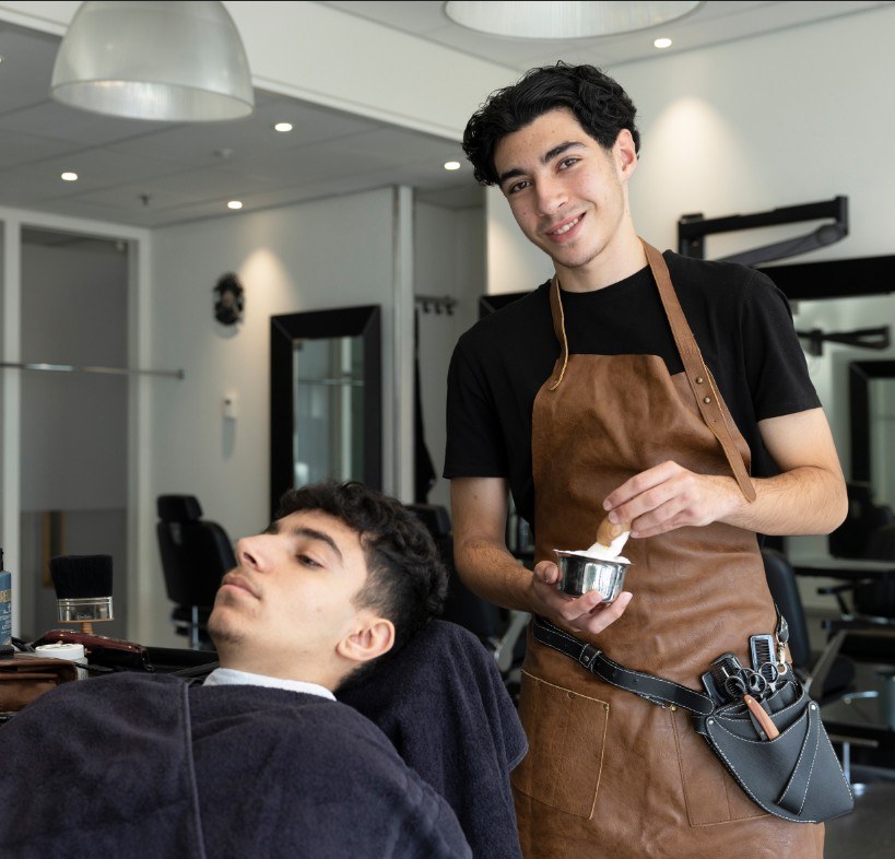 Nieuwsbericht Barbier Leren voor barbier Dat zit bij ons wel snor april 2026