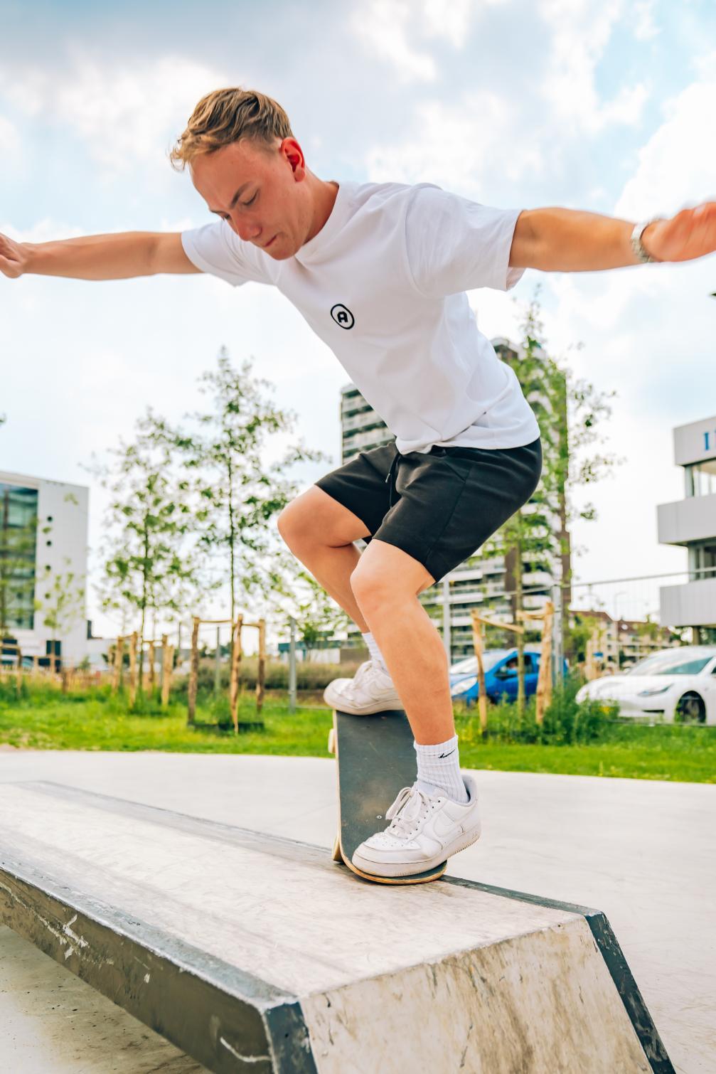 Practoraat sociaal veilige sport roc van twente jongen aan het skateboarden