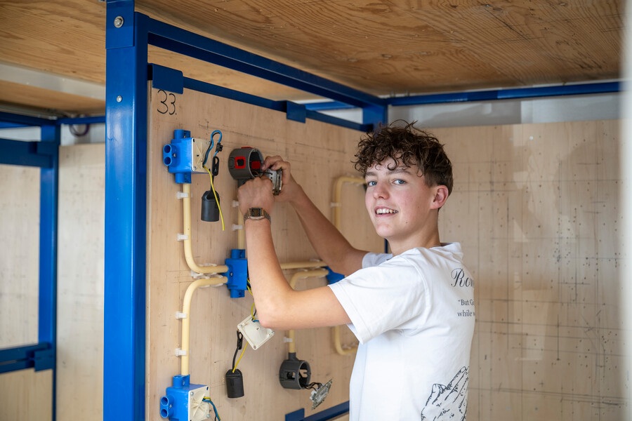 Monteur elektrotechnische installaties bol2 1