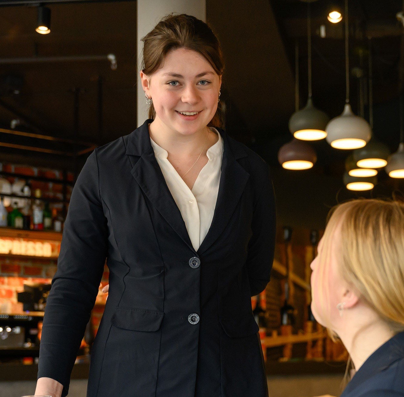 Zelfstandig werkend gastheer vrouw BBL1
